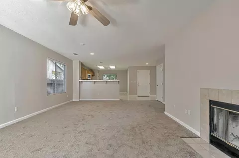 Living - 440 Eider Dr, Patterson, CA 95363 photo 6 of 6