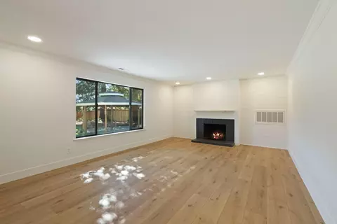 Living - 11338 Randolph Rd, Wilton, CA 95693 photo 4 of 6