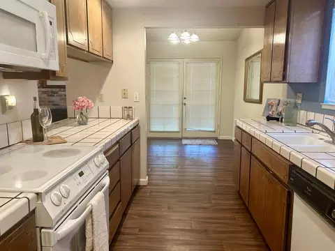 423 Columbia Dr, Lodi, CA 95240 photo 8