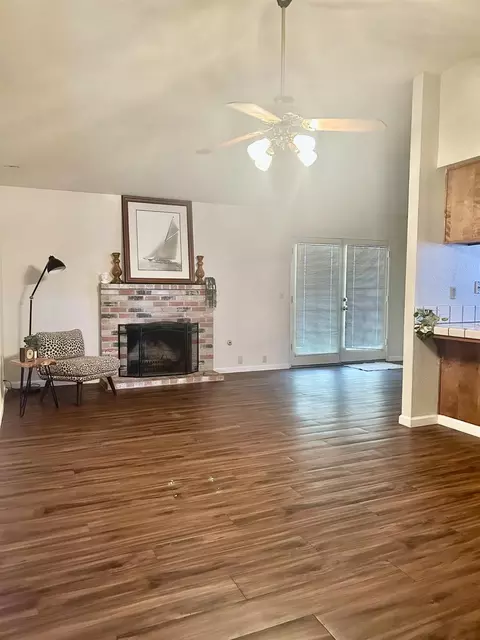 423 Columbia Dr, Lodi, CA 95240 photo 4