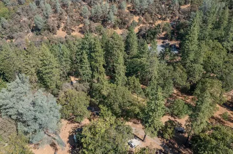 19635 Wolf Creek Rd, Grass Valley, CA 95949 photo 2