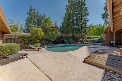 4515 Charleston Dr, Carmichael, CA 95608 photo 36