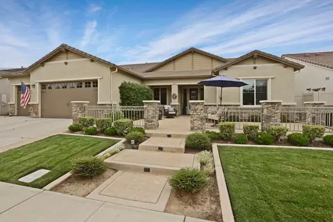 Exterior - 2679 Glen Echo Ln, Manteca, CA 95336 photo 7 of 20