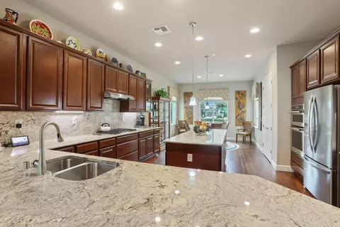 Kitchen - 2679 Glen Echo Ln, Manteca, CA 95336 photo 4 of 4