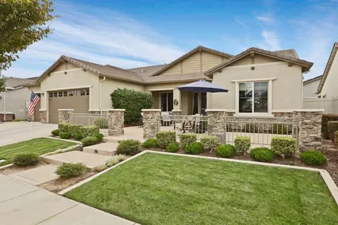 Exterior - 2679 Glen Echo Ln, Manteca, CA 95336 photo 5 of 20
