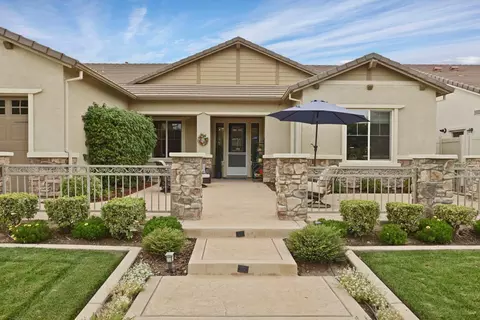 Exterior - 2679 Glen Echo Ln, Manteca, CA 95336 photo 6 of 20