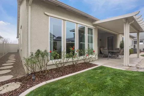 Exterior - 2679 Glen Echo Ln, Manteca, CA 95336 photo 10 of 20