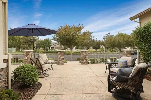 Exterior - 2679 Glen Echo Ln, Manteca, CA 95336 photo 9 of 20