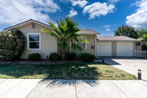 1026 3rd St, Los Banos, CA 93635