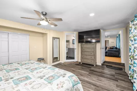 Bedroom - 2120 River Rd, Modesto, CA 95351 photo 2 of 6