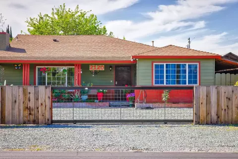 Exterior - 2120 River Rd, Modesto, CA 95351 photo 1 of 13