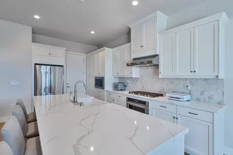 4187 Eagle View Way, Folsom, CA 95630 photo 9
