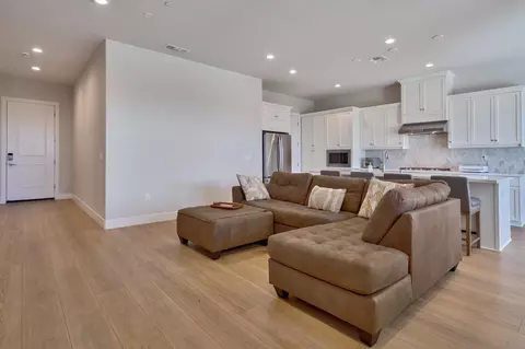 4187 Eagle View Way, Folsom, CA 95630 photo 7