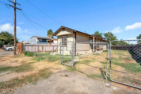 5783 Riverside Dr, Olivehurst, CA 95961 photo 3