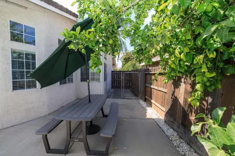 Exterior - 428 Codington Way, Modesto, CA 95357 photo 7 of 7