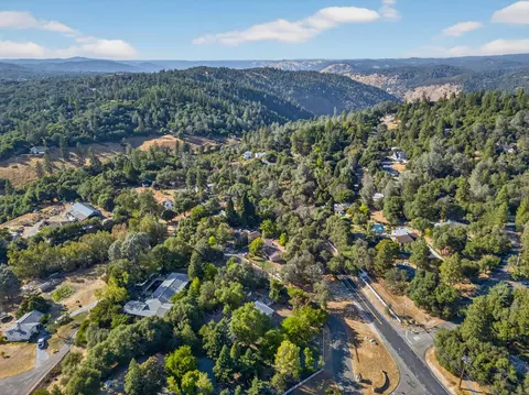 View/Area - 1835 Sundown Trl, Placerville, CA 95667 photo 8 of 9