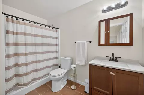 Bath - 1835 Sundown Trl, Placerville, CA 95667 photo 4 of 4