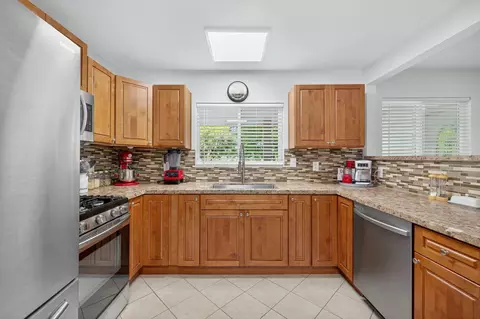 Kitchen - 1835 Sundown Trl, Placerville, CA 95667 photo 1 of 6
