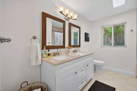 Bath - 1835 Sundown Trl, Placerville, CA 95667 photo 1 of 4