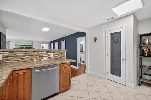 Kitchen - 1835 Sundown Trl, Placerville, CA 95667 photo 4 of 6