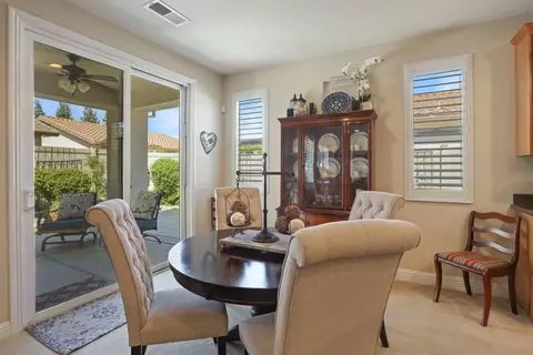 Dining - 2345 Pepper Tree Ln, Manteca, CA 95336 photo 2 of 3