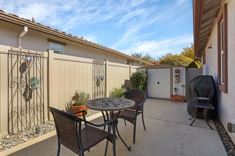 Exterior - 2345 Pepper Tree Ln, Manteca, CA 95336 photo 6 of 13