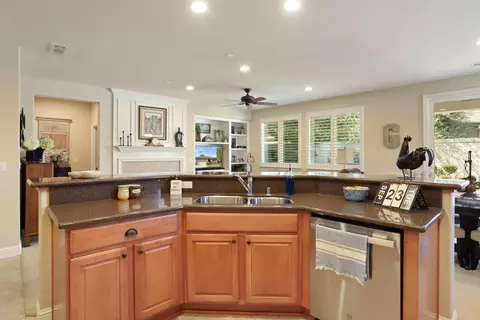 Kitchen - 2345 Pepper Tree Ln, Manteca, CA 95336 photo 1 of 7