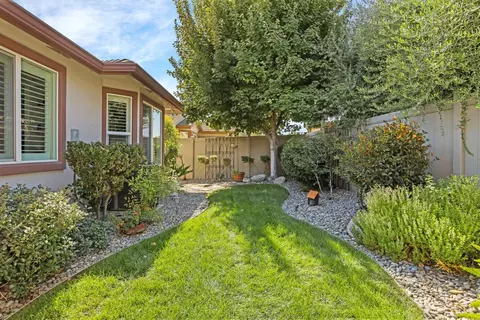 Exterior - 2345 Pepper Tree Ln, Manteca, CA 95336 photo 10 of 13