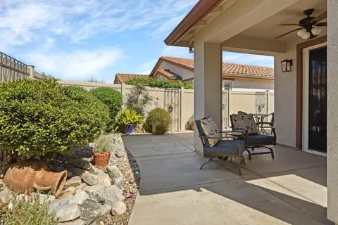 Exterior - 2345 Pepper Tree Ln, Manteca, CA 95336 photo 12 of 13
