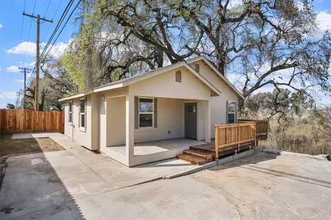 1541 W Hatch Rd, Modesto, CA 95351 photo 1