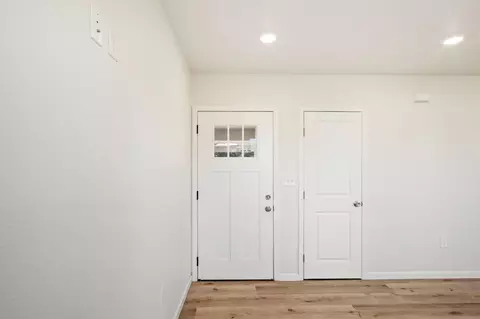 Entry Way - 1541 W Hatch Rd, Modesto, CA 95351 photo 1 of 3