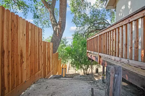 Exterior - 1541 W Hatch Rd, Modesto, CA 95351 photo 8 of 12