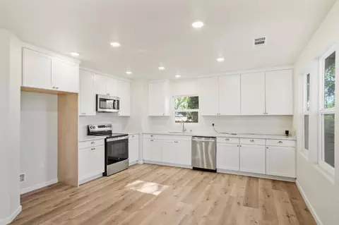 Kitchen - 1541 W Hatch Rd, Modesto, CA 95351 photo 1 of 3