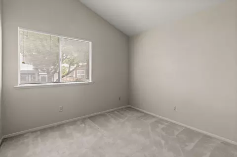 Bedroom - 8445 Bramble Bush Cir, Antelope, CA 95843 photo 4 of 5