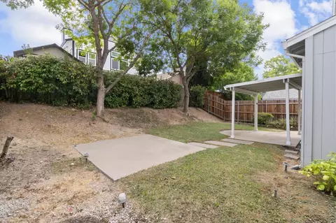 Exterior - 8445 Bramble Bush Cir, Antelope, CA 95843 photo 6 of 8