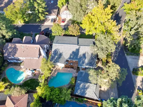 9196 Rolling Tree Ln, Fair Oaks, CA 95628
