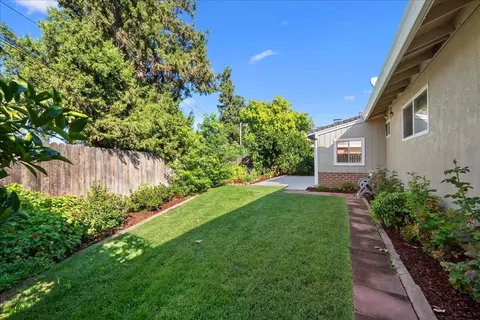 Exterior - 5301 Baumgart Way, Carmichael, CA 95608 photo 7 of 7