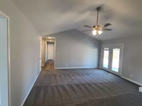 Living - 447 Ericwood Ct, Manteca, CA 95336 photo 1 of 4