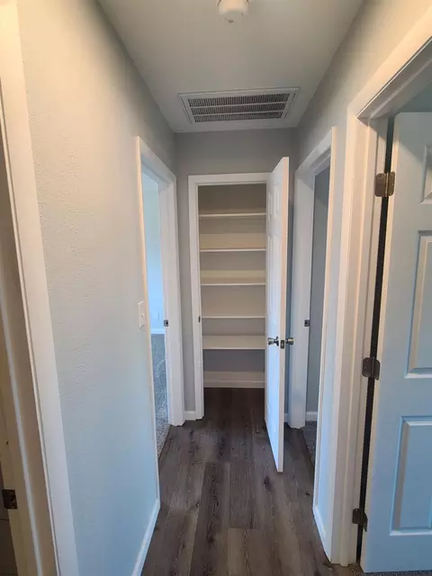 Entry Way - 447 Ericwood Ct, Manteca, CA 95336 photo 1 of 3
