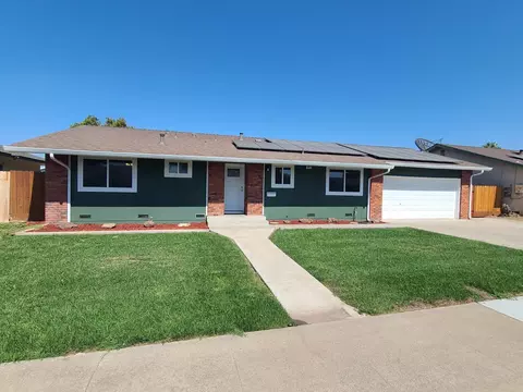 Exterior - 447 Ericwood Ct, Manteca, CA 95336 photo 3 of 3
