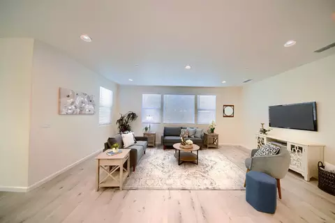 Living - 361 Aaron Way, Tracy, CA 95377 photo 1 of 1