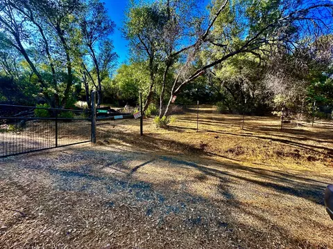 18244 Gai Rd, Grass Valley, CA 95949
