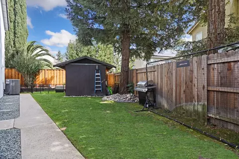 2066 Hyde Park Pl, Manteca, CA 95336 photo 30