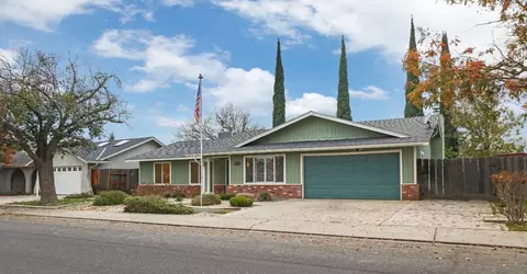Exterior - 1417 Fransen Ln, Modesto, CA 95355 photo 2 of 7