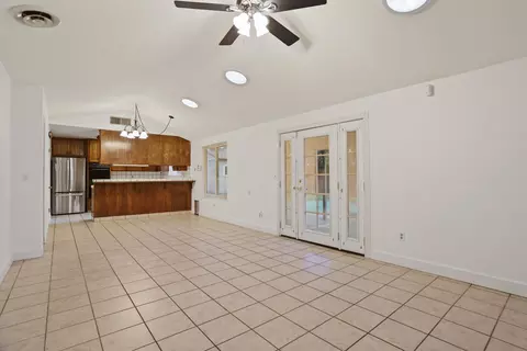 Living - 1417 Fransen Ln, Modesto, CA 95355 photo 5 of 5