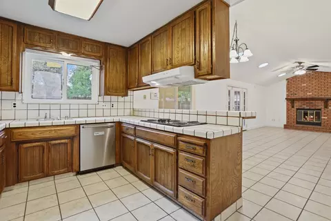 Kitchen - 1417 Fransen Ln, Modesto, CA 95355 photo 1 of 2