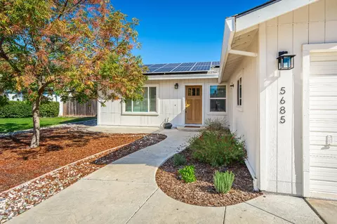 5685 Tudor Way, Loomis, CA 95650 photo 2