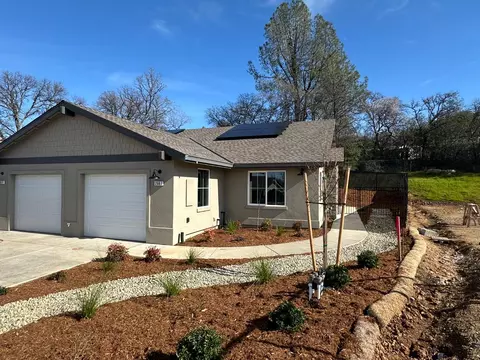 2667 Commons Pl, Auburn, CA 95603