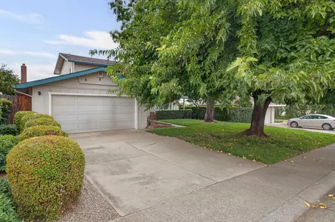 6744 Will Rogers Dr, Fair Oaks, CA 95628