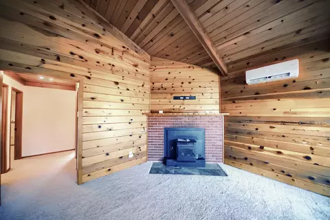 Living - 30000 Kasson Rd 4e12 Rainbow Dr, Tracy, CA 95304 photo 4 of 7
